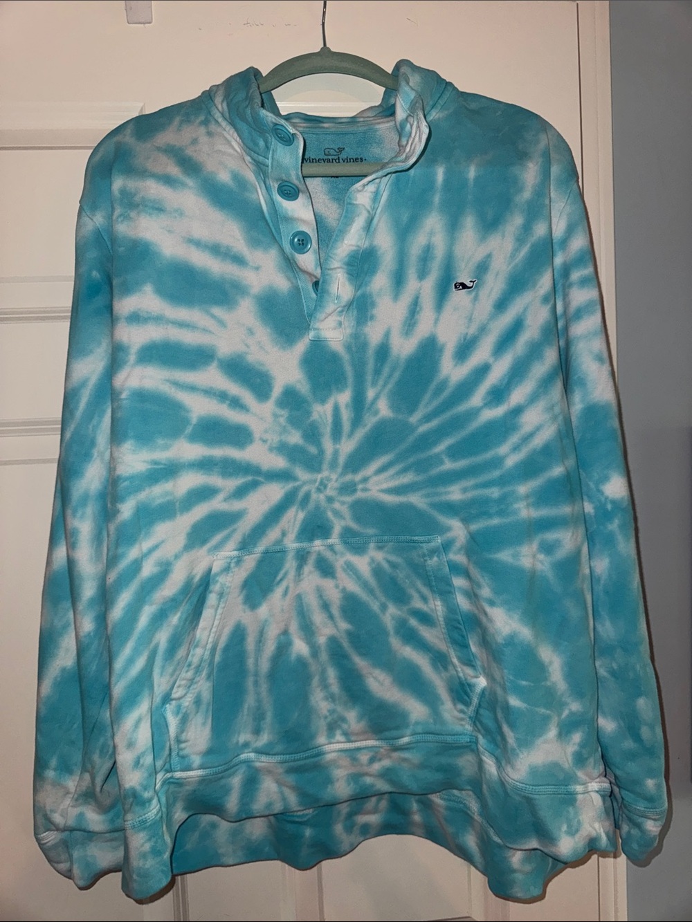 Vineyard Vines Turquoise and White Tie-Dye Henley Pullover